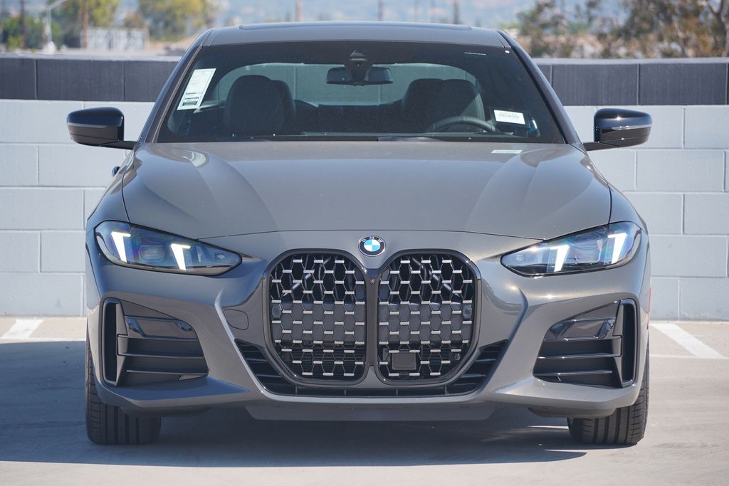 Thumbnail: 2026 BMW 4 Series - 2