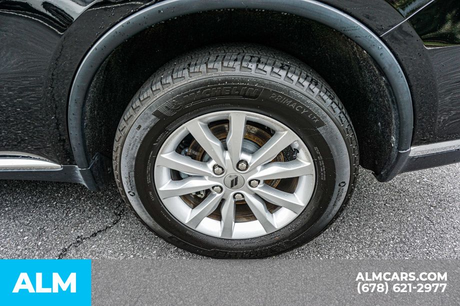 Used 2023 Black Dodge SXT image 17