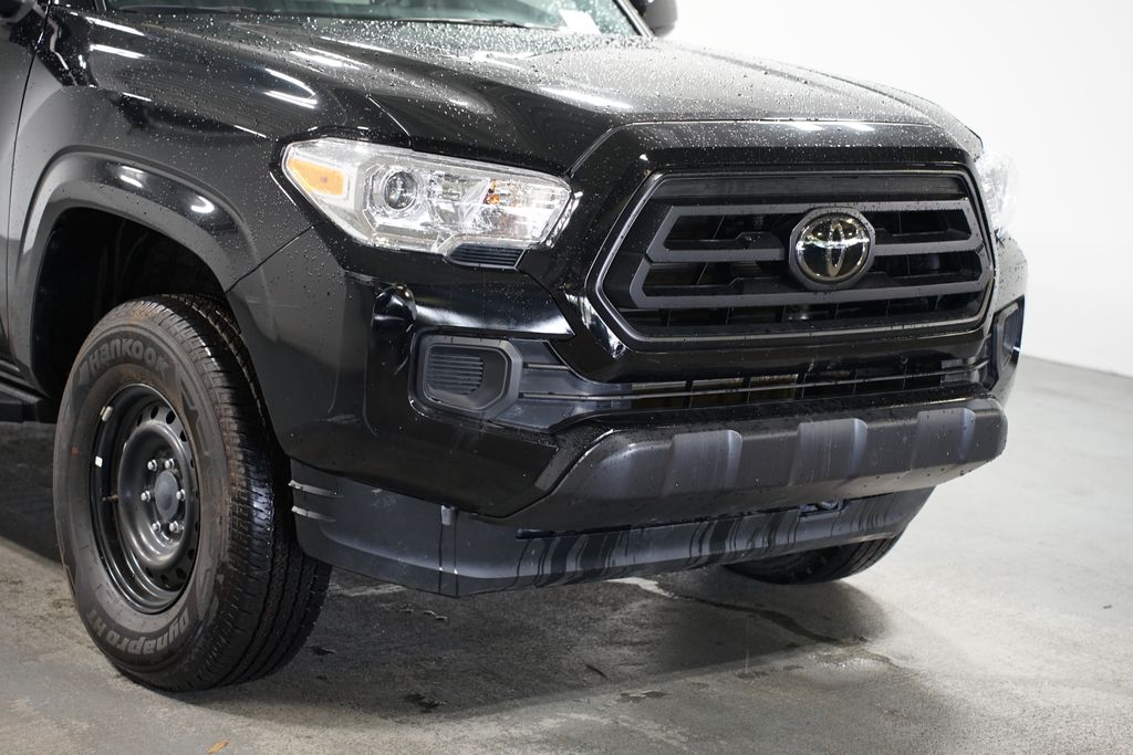 Thumbnail: 2023 Toyota Tacoma - 4