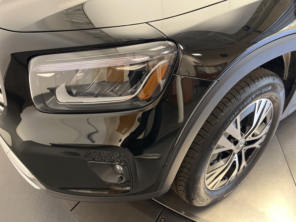 Thumbnail: 2026 Mercedes-Benz GLB - 9