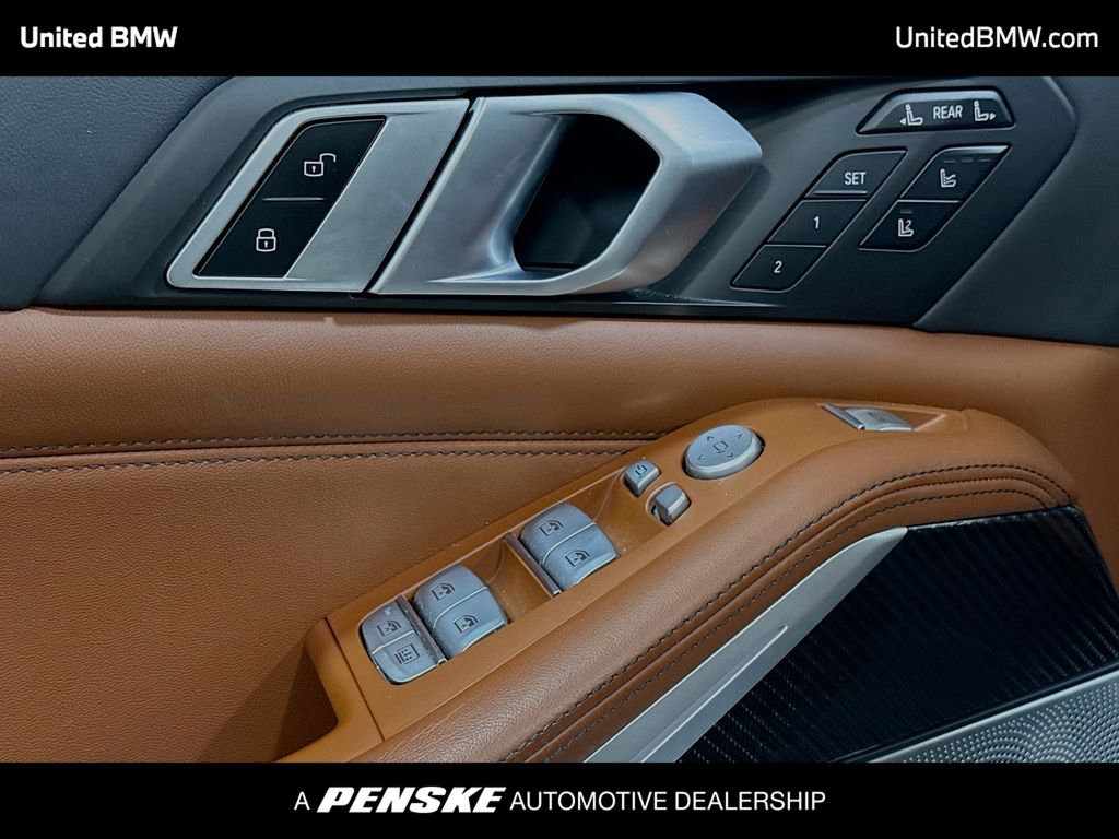 Thumbnail: 2024 BMW X7 - 3