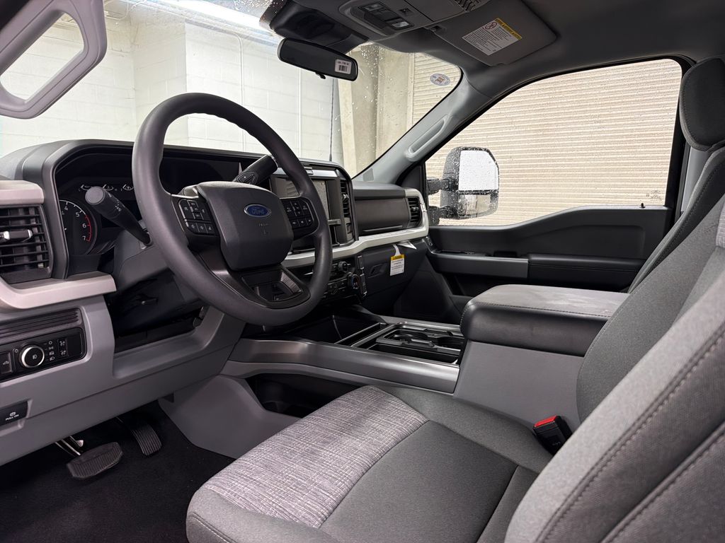 New 2026 Black Ford XLT image 6
