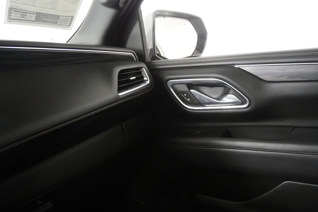 Thumbnail: 2023 GMC Yukon XL - 26