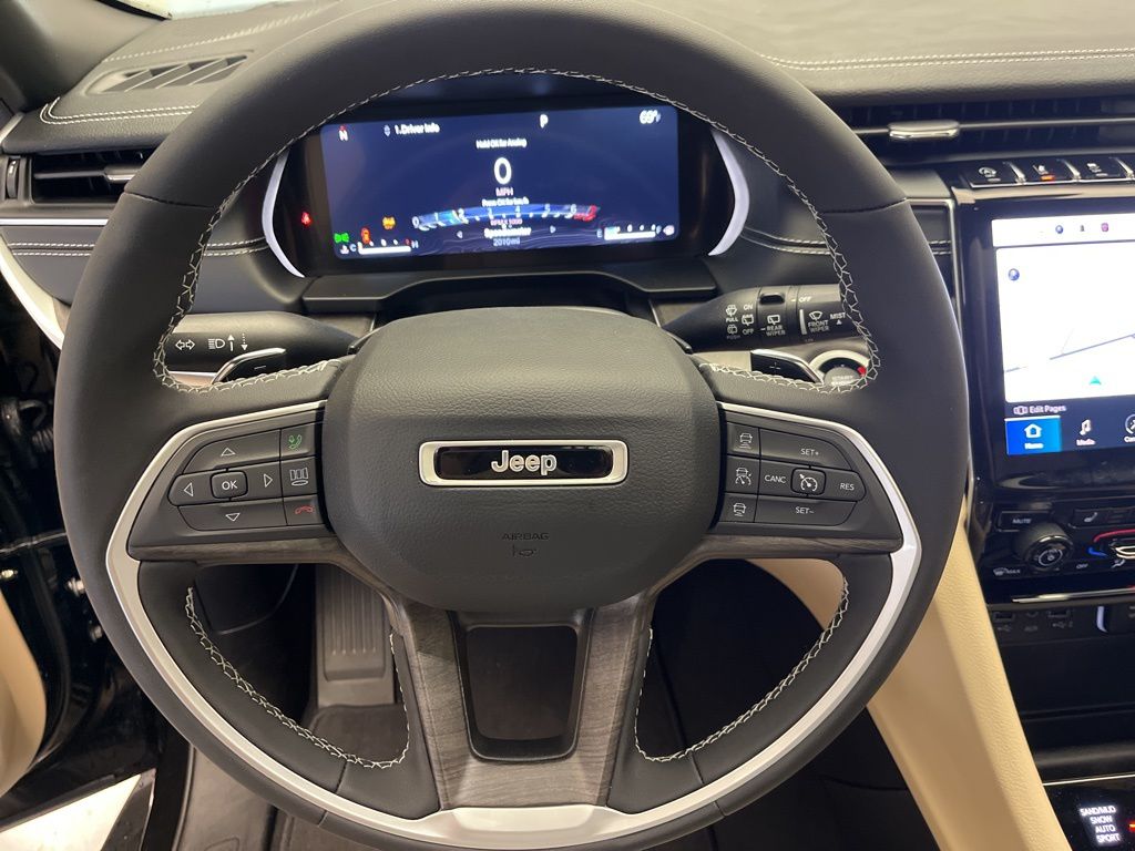 Thumbnail: 2024 Jeep Grand Cherokee - 13