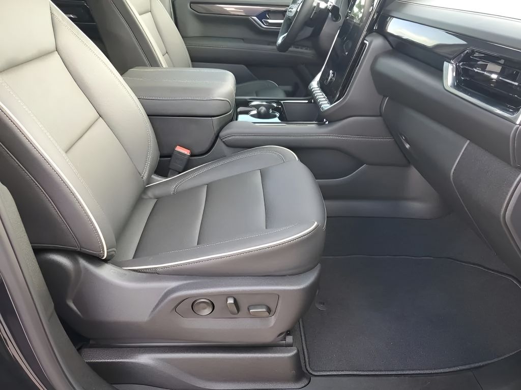 New Car 2025 Gmc Yukon  Elevation For Sale Under $90,000 In Austin, Texas