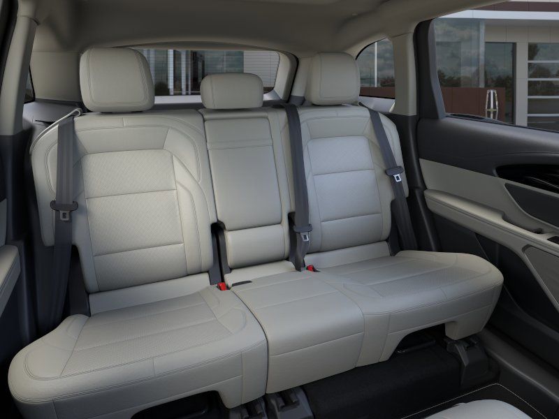 New 2026 Radiance Metallic Lincoln Premiere image 11