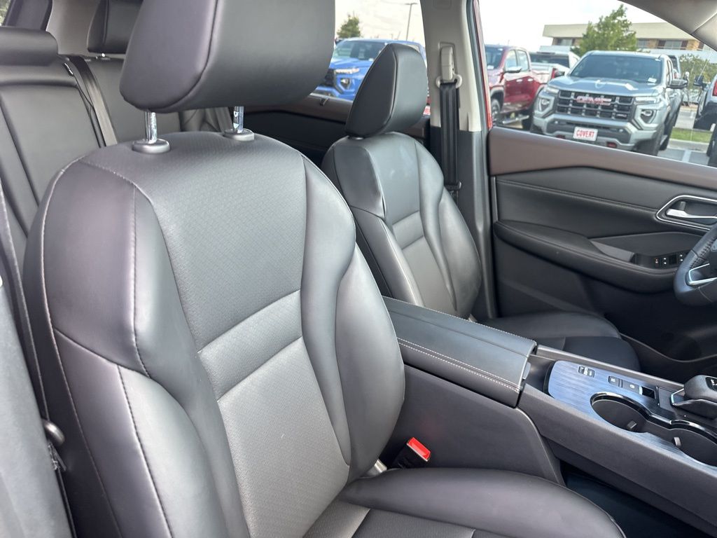 Used Car 2021 Nissan Rogue  Sv For Sale In Austin, Texas
