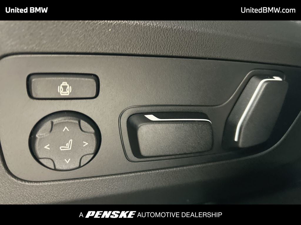 Thumbnail: 2026 BMW X3 - 12
