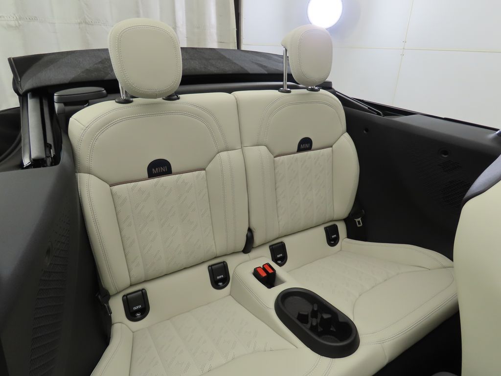 Thumbnail: 2026 MINI Cooper - 23