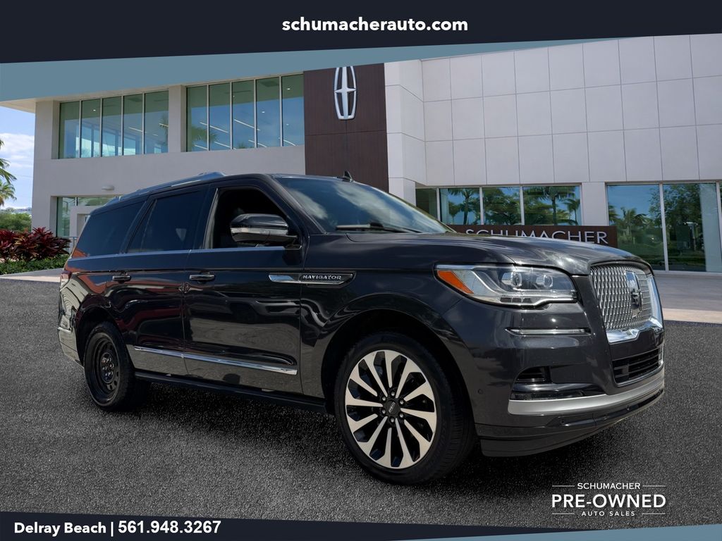 used 2022 Lincoln Navigator car, priced at $51,167