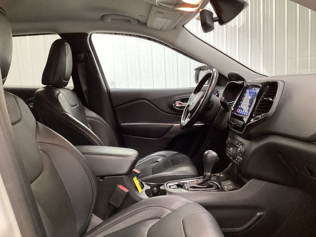 Used 2020 Jeep Cherokee SUV