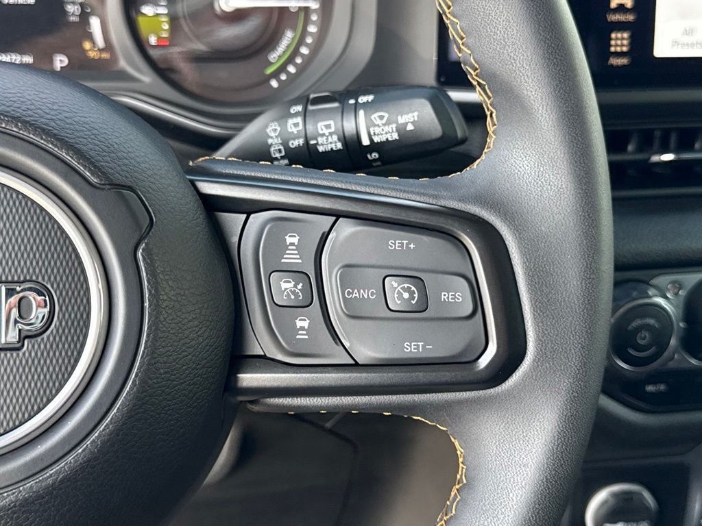 Used 2024 Jeep Wrangler SUV