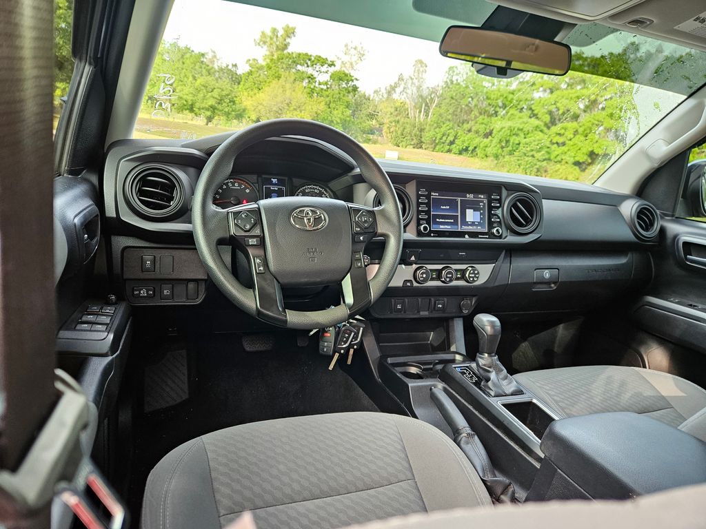 2021 Toyota Tacoma SR 11
