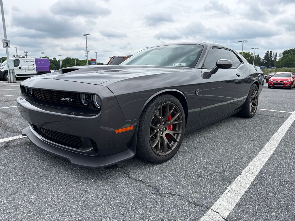 2016 Dodge Challenger — photo 3