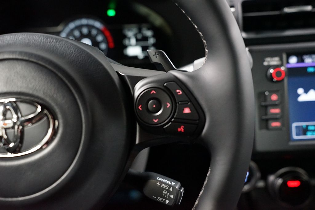 Thumbnail: 2026 Toyota GR86 - 13