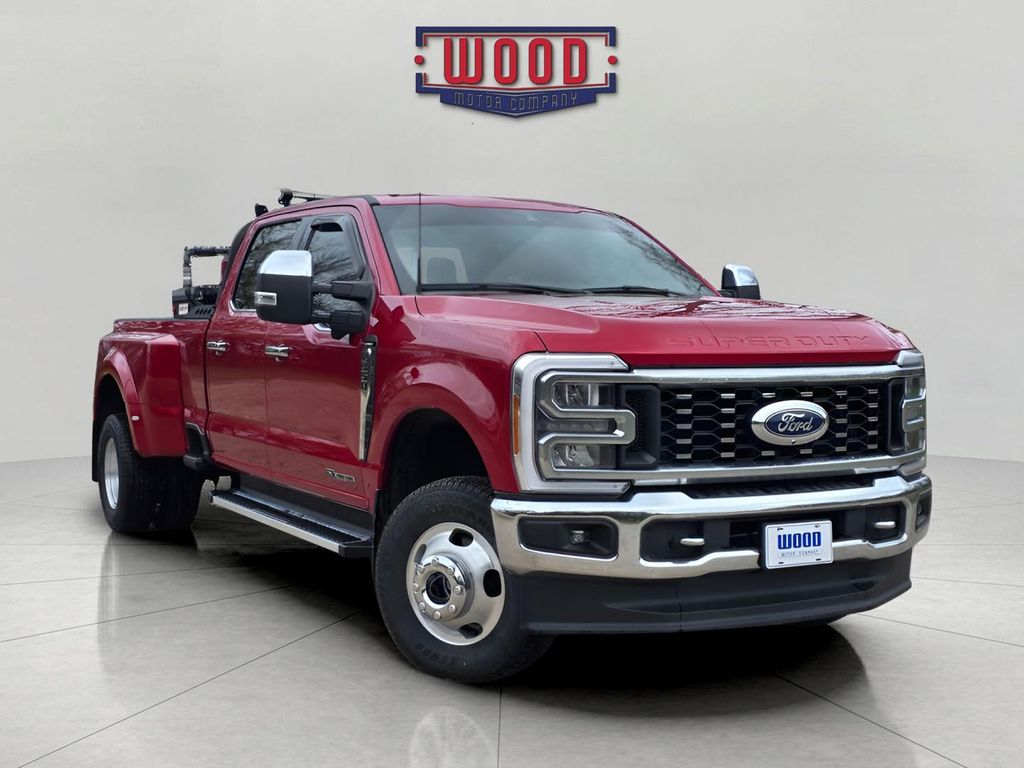 2023 Ford F-350 Super Duty Lariat Crew Cab LB DRW 4WD