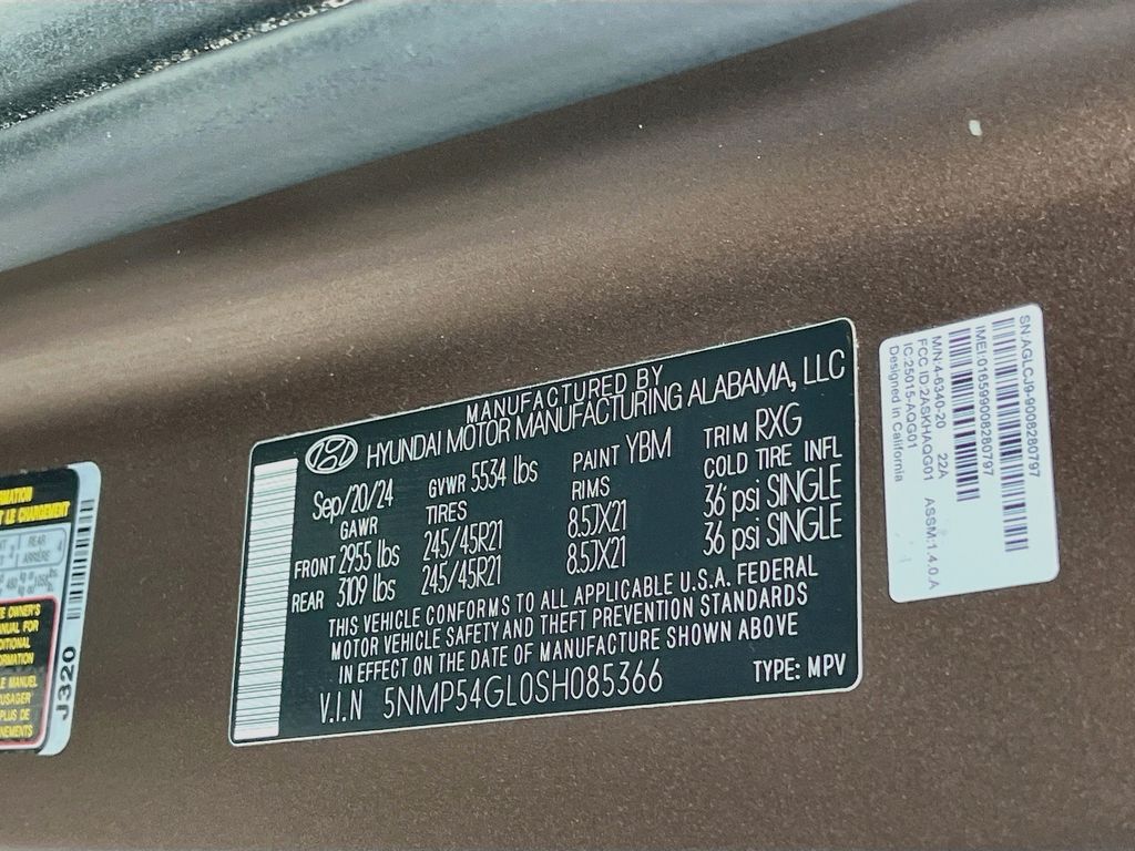 Used 2025 Brown Hyundai Calligraphy image 33