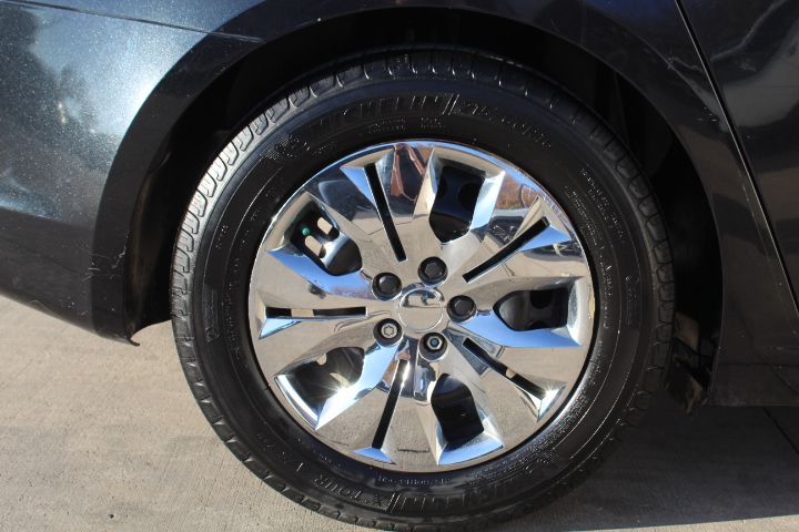 Used Car 2013 Chevrolet Cruze  Ls For Sale Under $10,000 In Georgetown, Texas