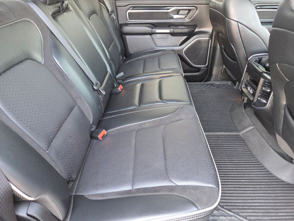2022 Ram 1500 Laramie photo 18