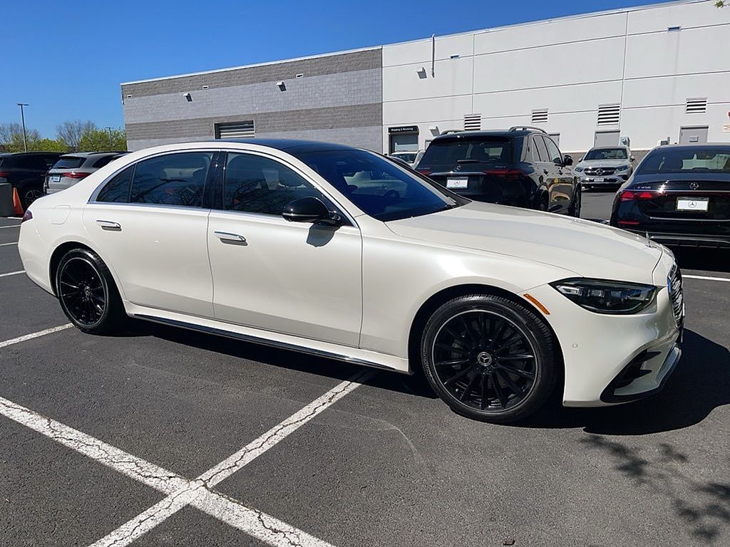 Thumbnail: 2022 Mercedes-Benz S-Class - 14