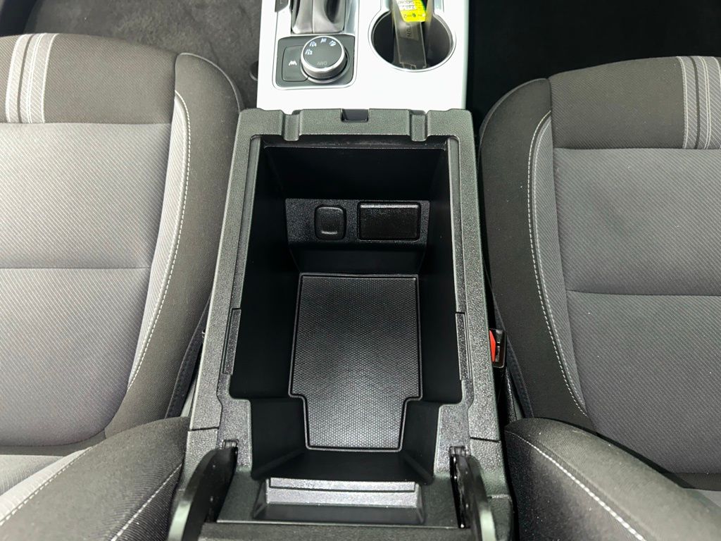 Used 2025 Gray Chevrolet LT image 11