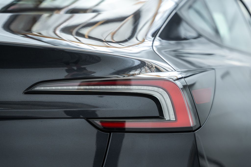 TeslaModel 38