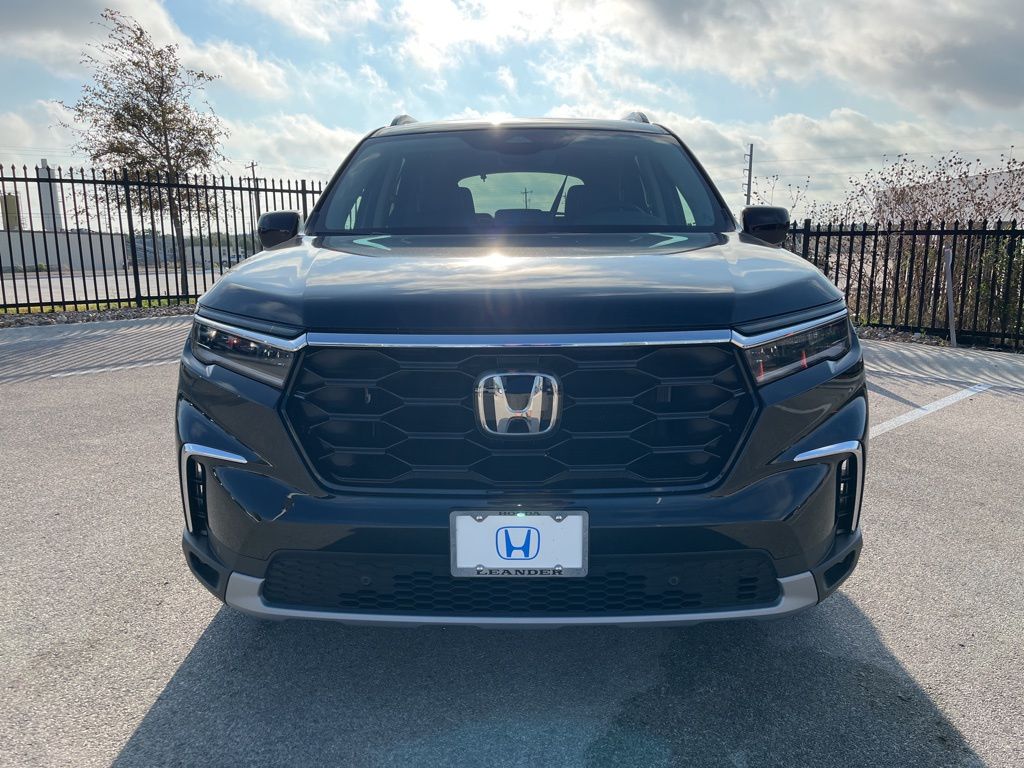 Thumbnail: 2025 Honda Pilot - 2