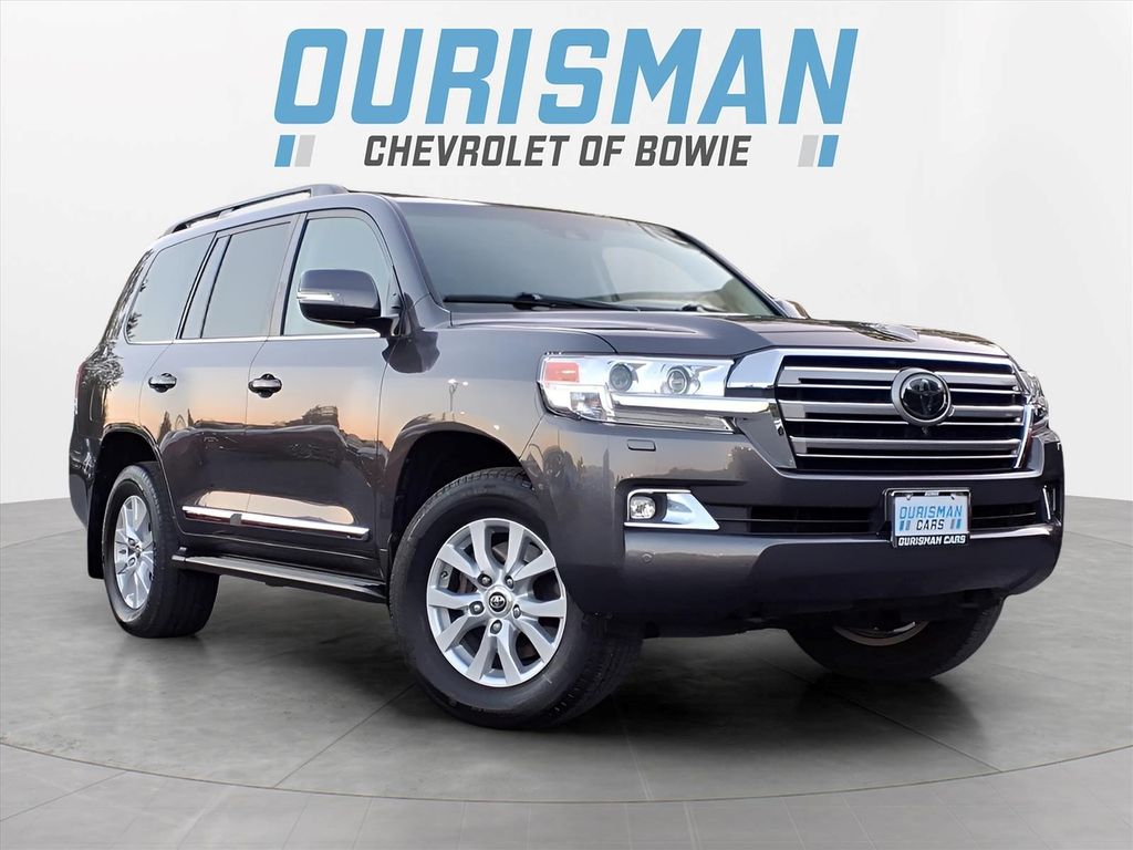 2018 Toyota Land Cruiser AWD