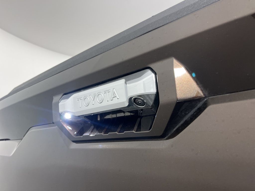 Thumbnail: 2023 Toyota Tundra - 12