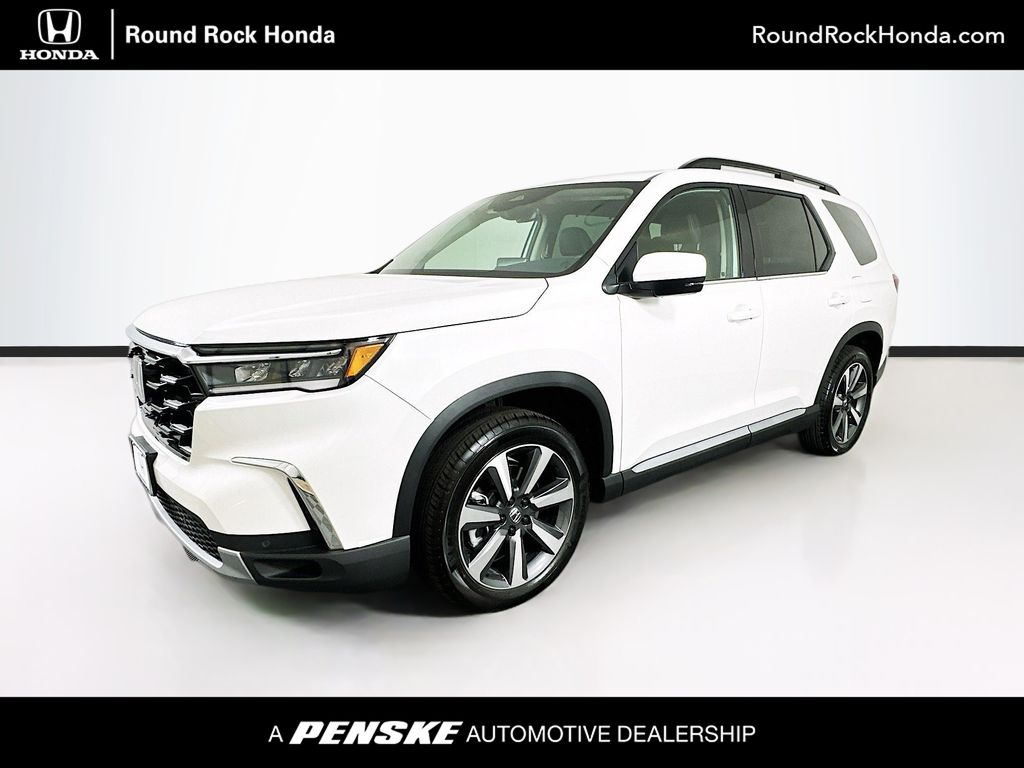 2025 Honda Pilot Touring -
                Round Rock, TX