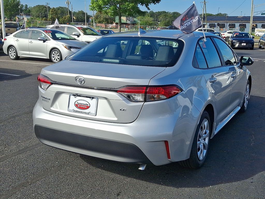 Thumbnail: 2025 Toyota Corolla - 6