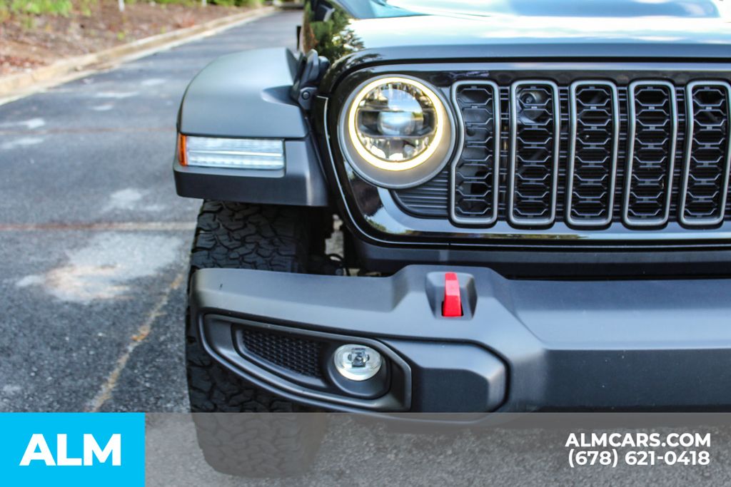 Used 2025 Black Jeep Rubicon image 11