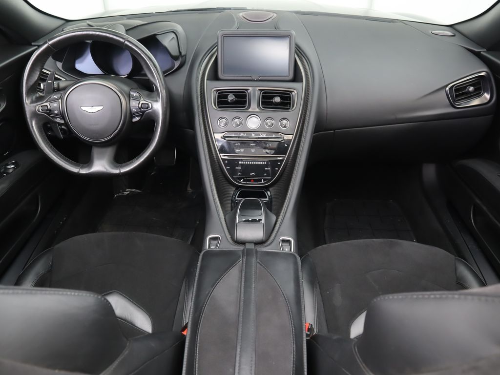 2020 Aston Martin DBS Superleggera 21