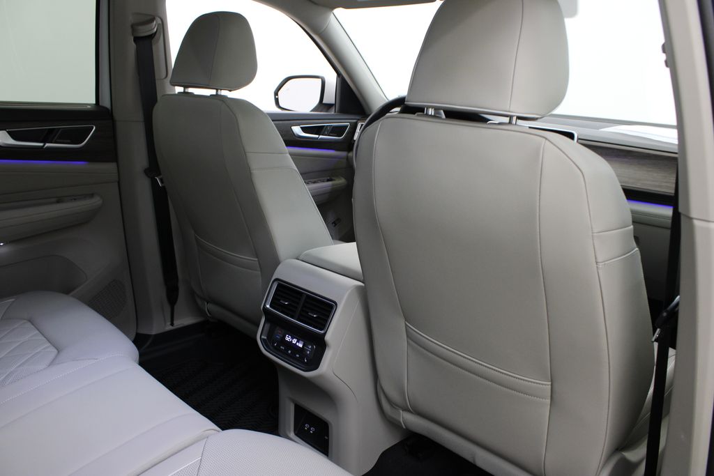new 2026 Volkswagen Atlas car