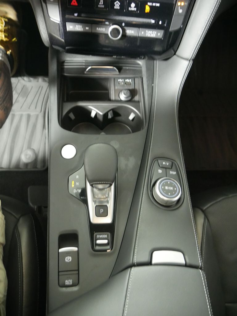 2023 INFINITI QX55 Luxe 27