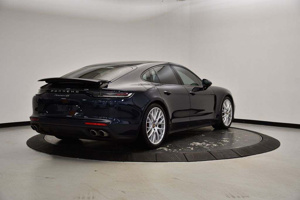 2022 Porsche Panamera 4S 5