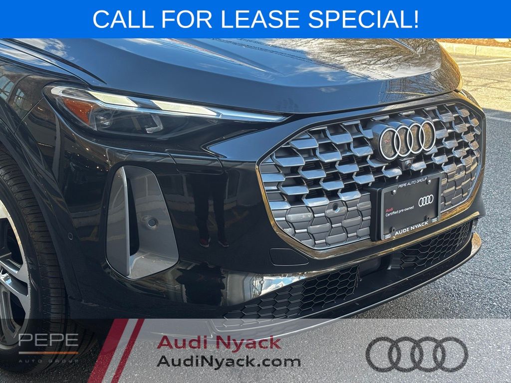 Used 2025 Black Audi  image 19