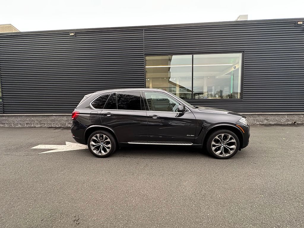 Thumbnail: 2015 BMW X5 - 3