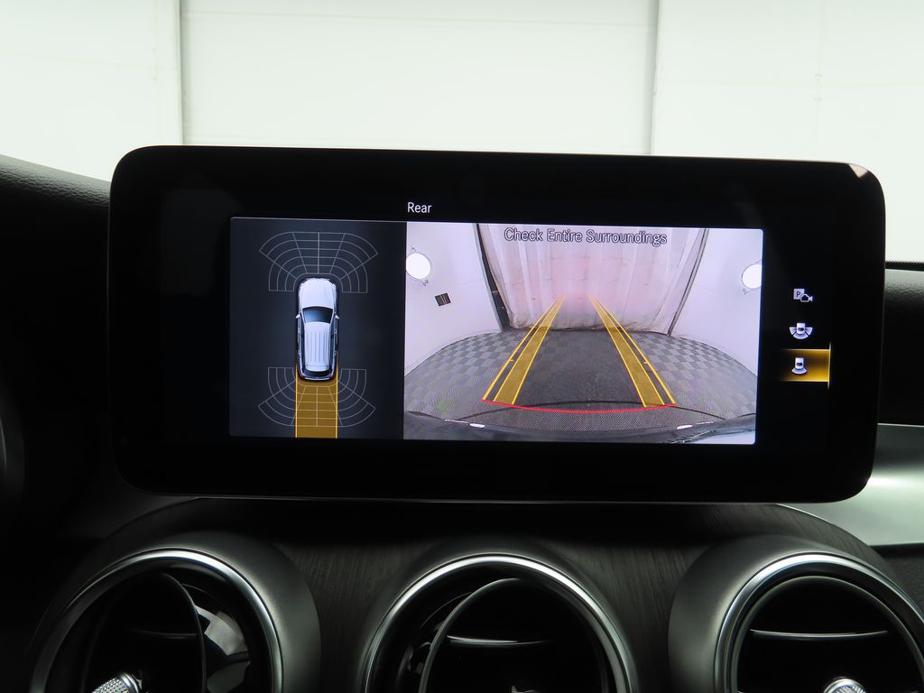 Thumbnail: 2022 Mercedes-Benz GLC - 15