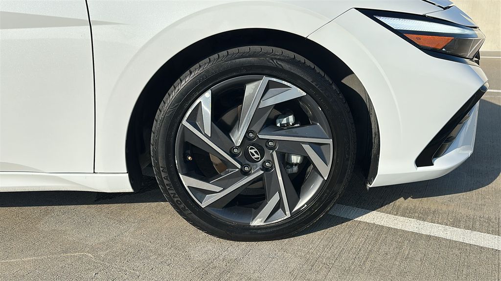 2024 Hyundai Elantra Limited White at Community Toyota