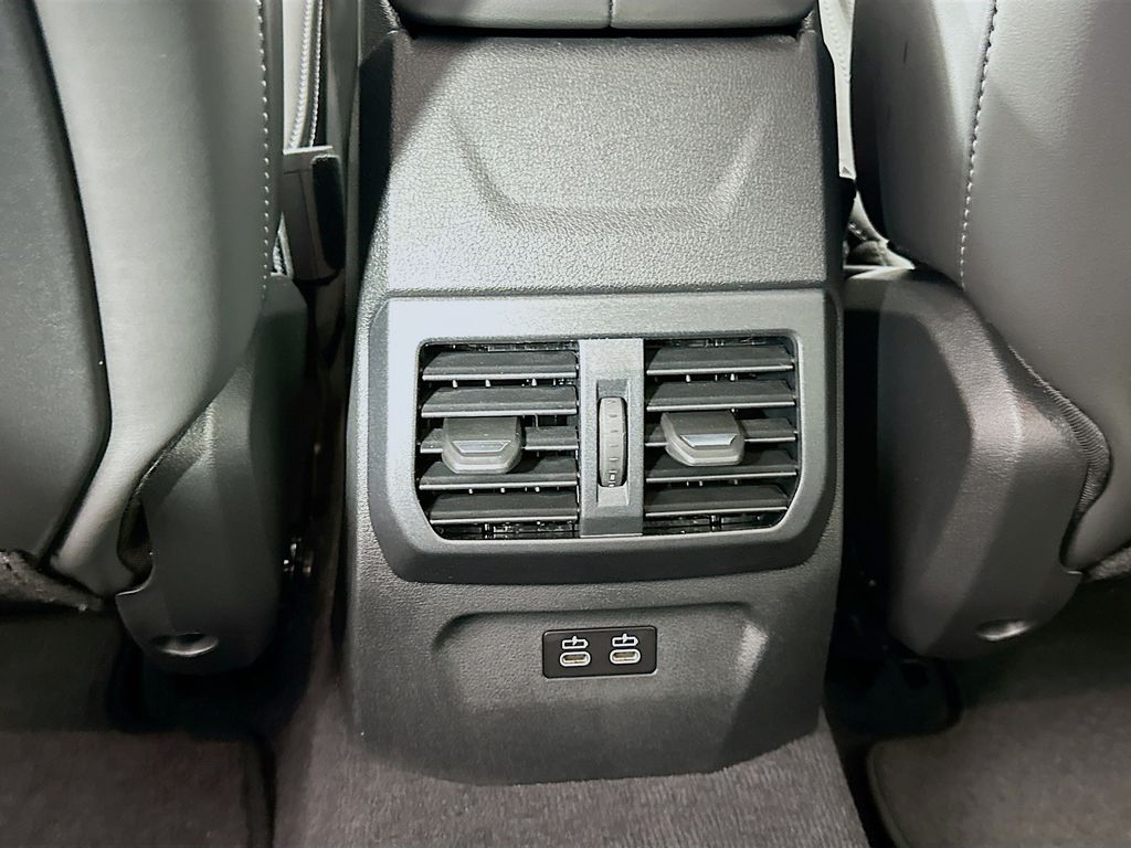 Thumbnail: 2026 BMW 2 Series - 18