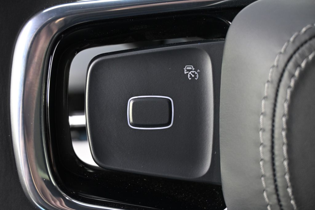 New 2026 Black Lincoln Reserve image 30