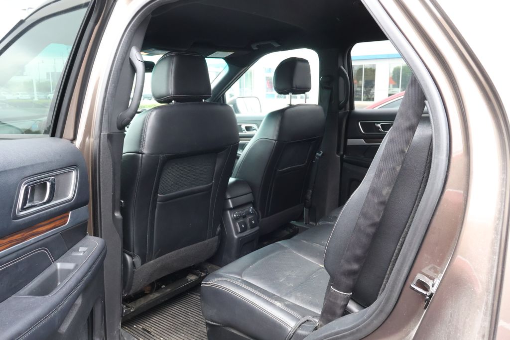 2016 Ford Explorer Limited 30