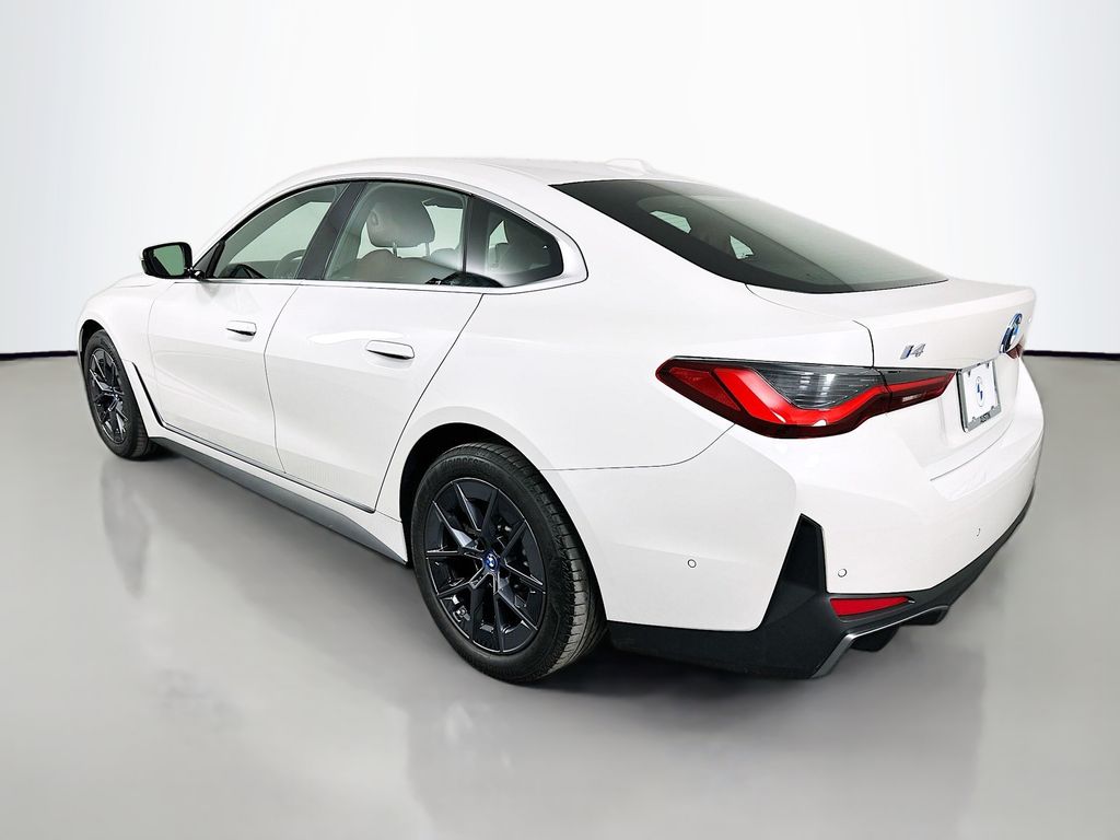 Thumbnail: 2023 BMW i4 - 7