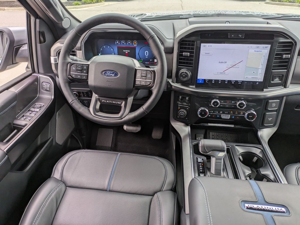 2025 Ford F-150 Platinum