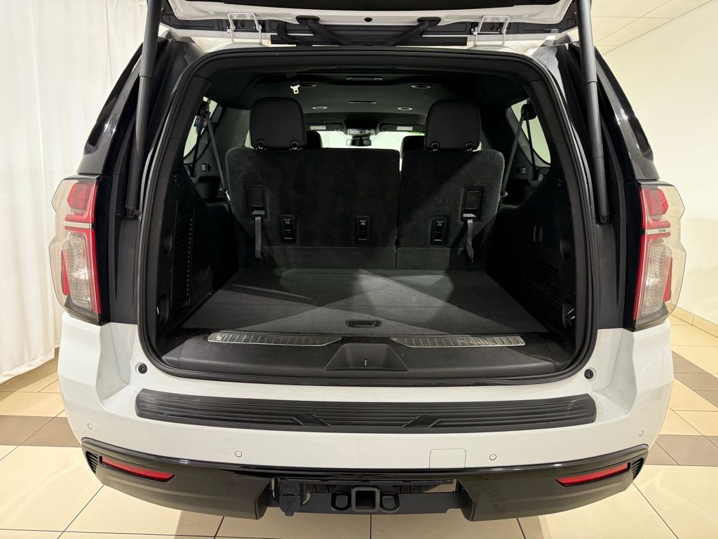 Thumbnail: 2023 Chevrolet Suburban - 10