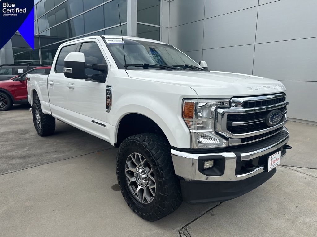 Star White Metallic Tri-Coat 2022 Ford F-250 Super Duty Lariat Crew Cab 4WD Pickup Truck Four-Wheel Drive Automatic