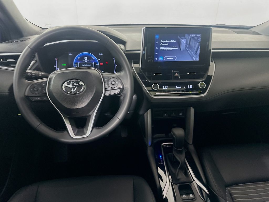 Thumbnail: 2025 Toyota Corolla Cross - 23