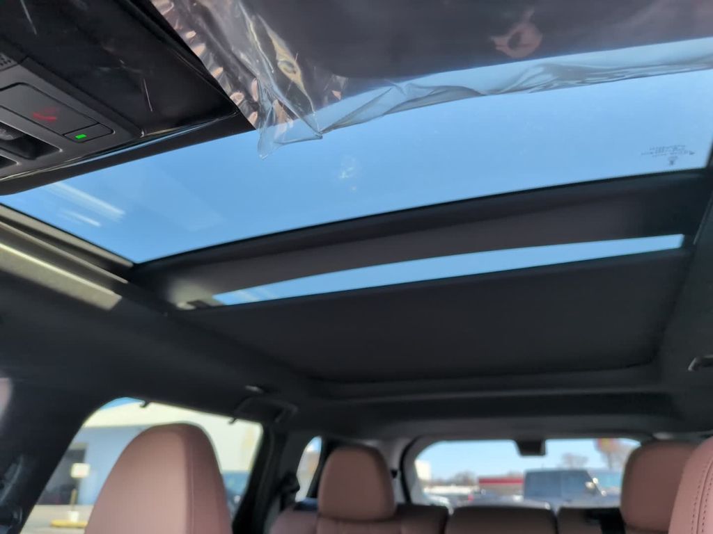 New 2026 Gray Mitsubishi SEL image 26