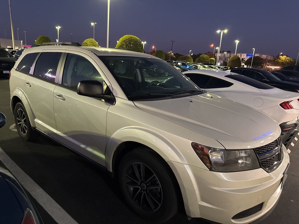 Thumbnail: 2018 Dodge Journey - 6